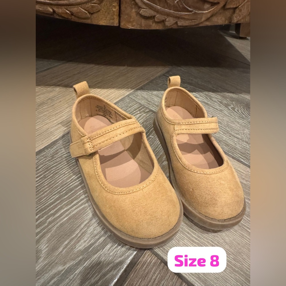 Old Navy Tan Kids Dress Shoes